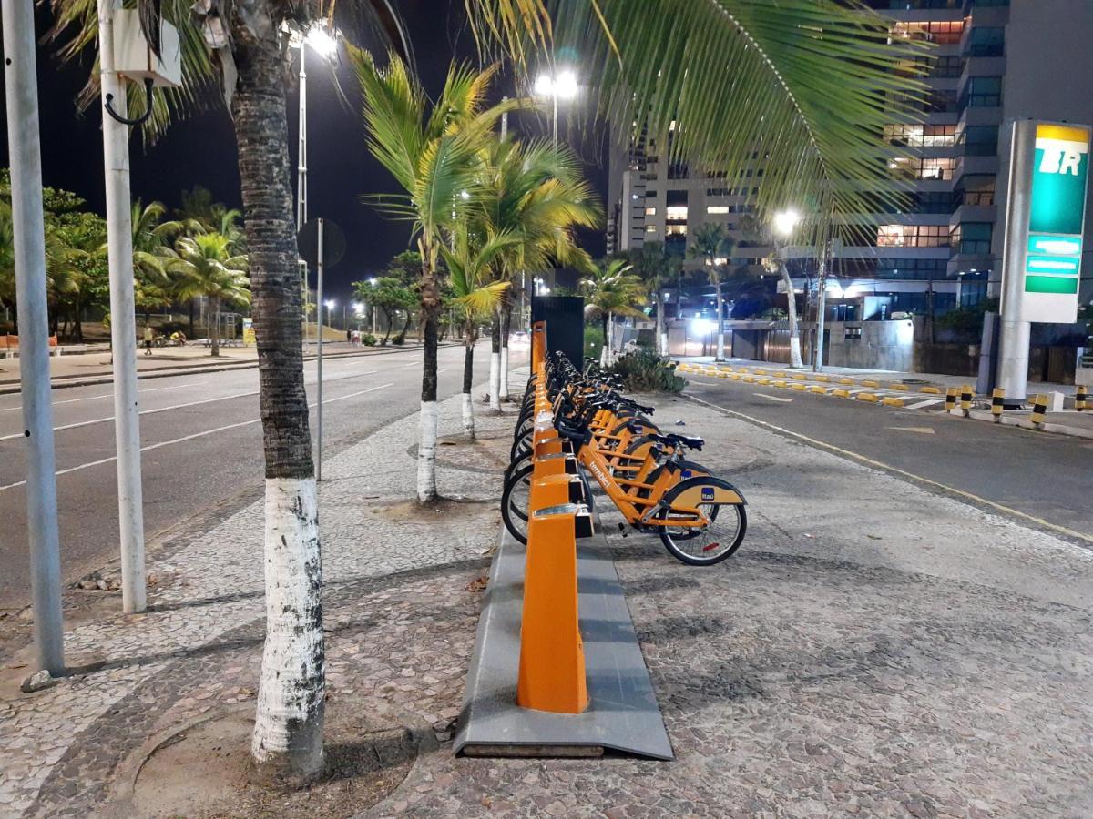 Lar Recife Olinda Praia 1, na Avenida Boa Viagem Exterior foto