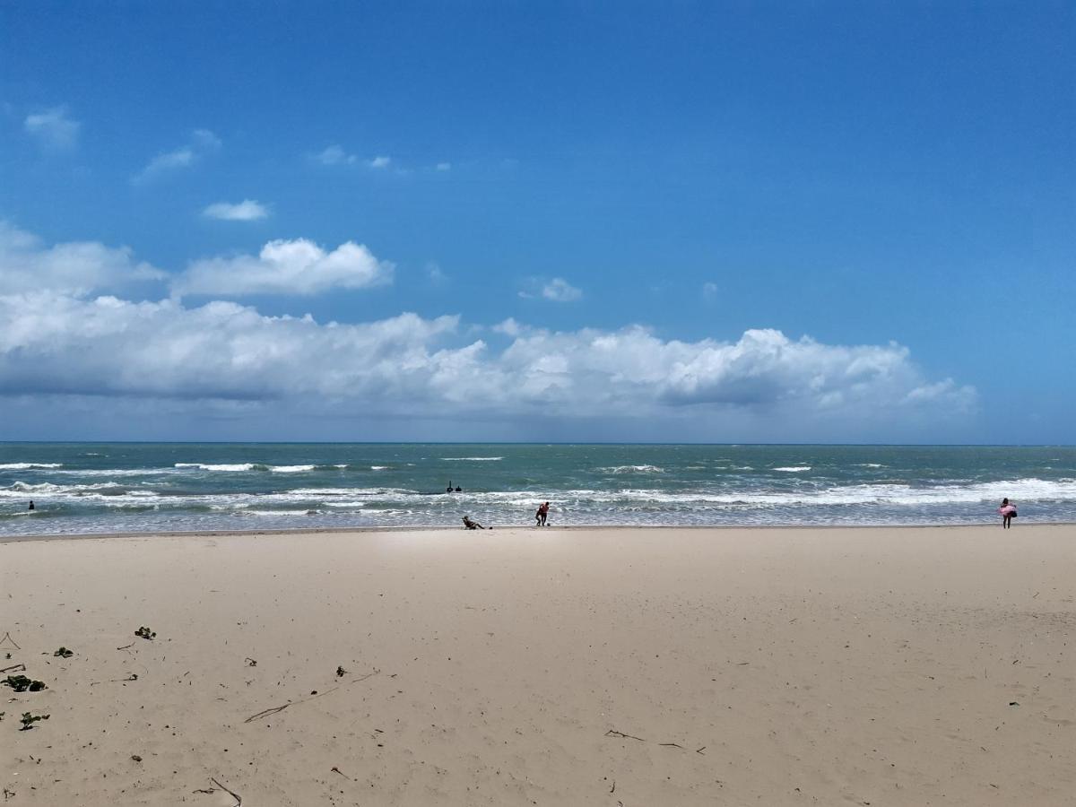 Lar Recife Olinda Praia 1, na Avenida Boa Viagem Exterior foto